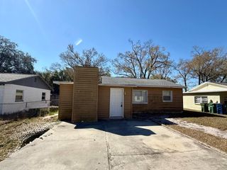 1607 E MAPLE AVENUE, Tampa, FL 33604
