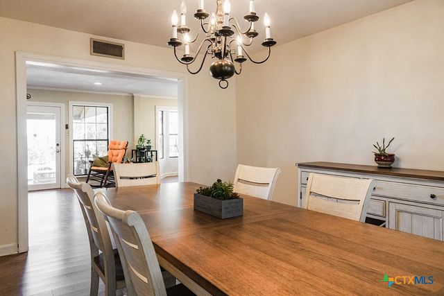 1439 Dagg Road, Yoakum, TX 77995