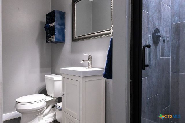 1439 Dagg Road, Yoakum, TX 77995