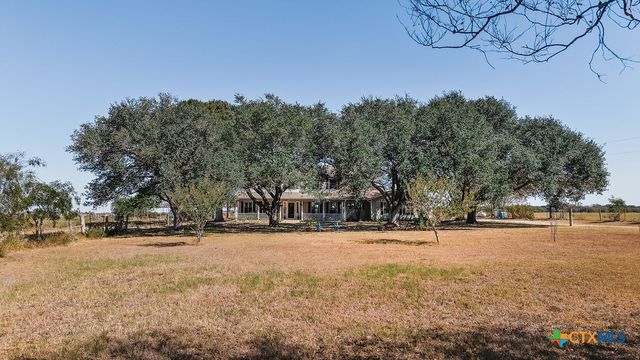 1439 Dagg Road, Yoakum, TX 77995