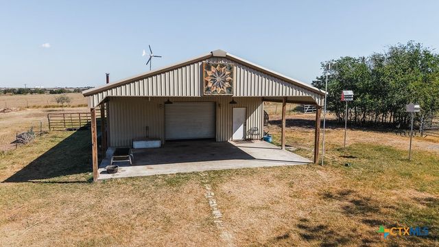1439 Dagg Road, Yoakum, TX 77995