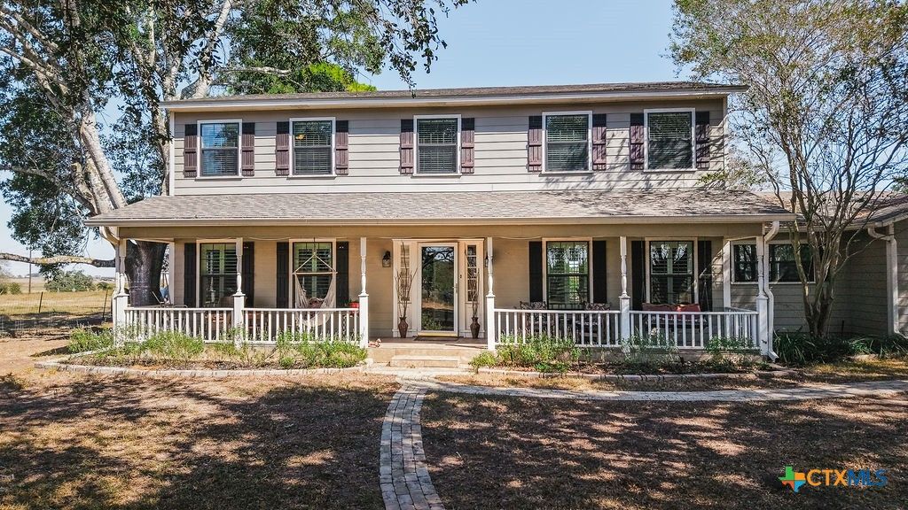 1439 Dagg Road, Yoakum, TX 77995