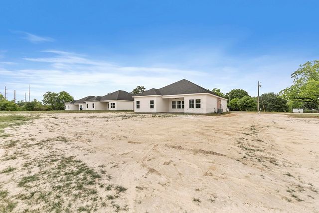 158 Oscar Godwin Road, Dothan, AL 36301