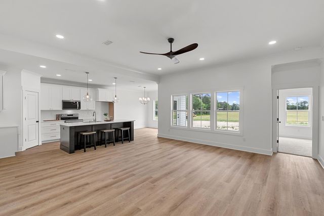 158 Oscar Godwin Road, Dothan, AL 36301