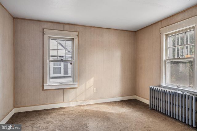 303 PINE ST, Carneys Point, NJ 08069