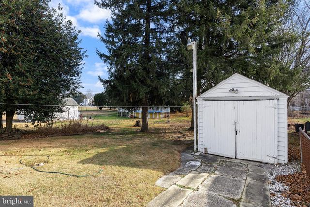 303 PINE ST, Carneys Point, NJ 08069