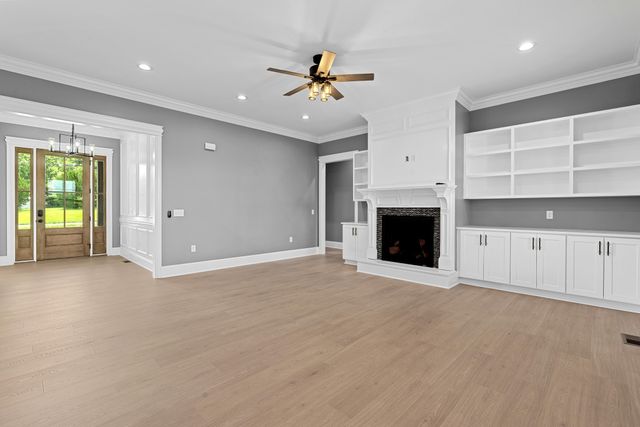 2981 Cane Creek Rd, Cookeville, TN 38506