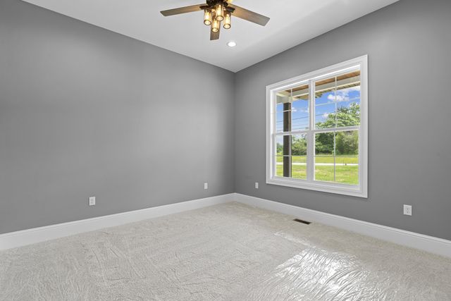 2981 Cane Creek Rd, Cookeville, TN 38506