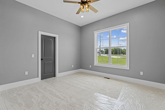 2981 Cane Creek Rd, Cookeville, TN 38506