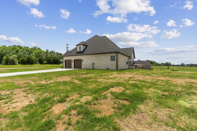 2981 Cane Creek Rd, Cookeville, TN 38506