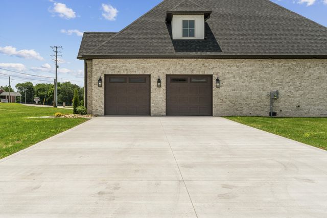 2981 Cane Creek Rd, Cookeville, TN 38506