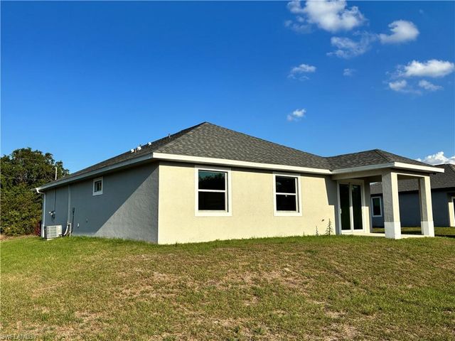 2022 Granada RD, Labelle, FL 33935
