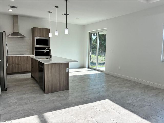 2022 Granada RD, Labelle, FL 33935