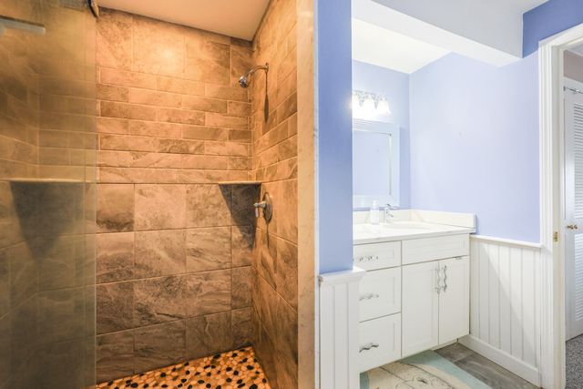 225 Lincoln Street APT D8, South Duxbury, MA 02332