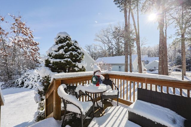 225 Lincoln Street APT D8, South Duxbury, MA 02332