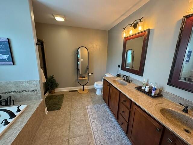 508 Pine Trail Drive, Chesterton, IN 46304