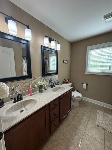 508 Pine Trail Drive, Chesterton, IN 46304