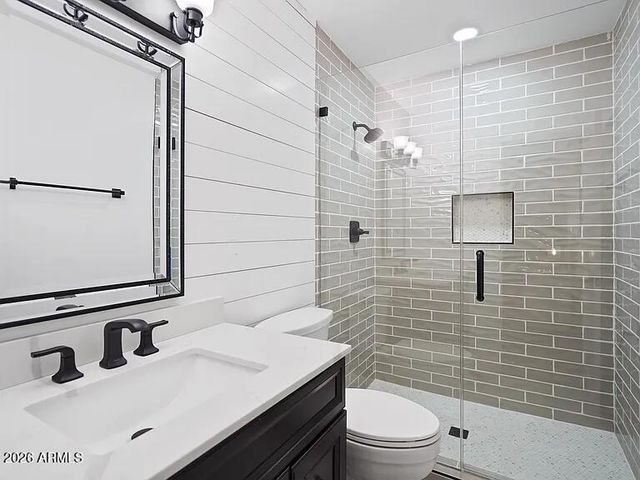 8626 E ROANOKE Avenue, Scottsdale, AZ 85257