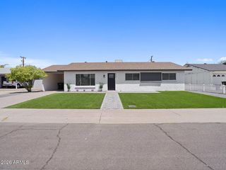 8626 E ROANOKE Avenue, Scottsdale, AZ 85257