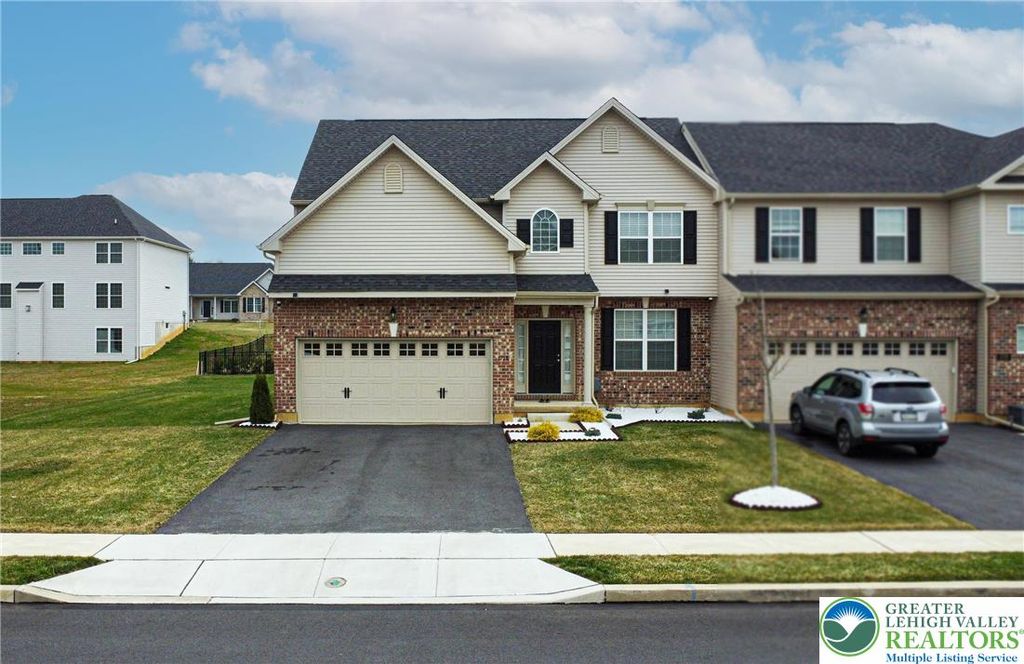 1718 Charley Lane, Bethlehem Twp, PA 18020