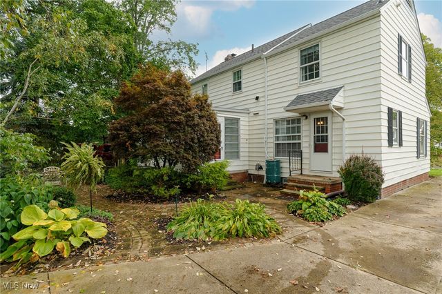 19091 Inglewood Avenue, Rocky River, OH 44116