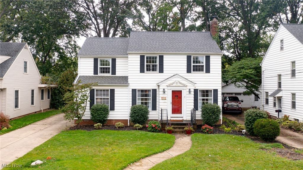 19091 Inglewood Avenue, Rocky River, OH 44116