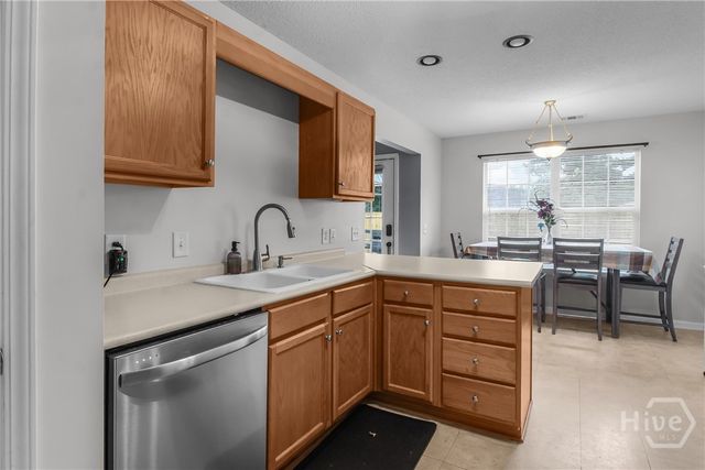 266 River Bend Drive, Midway, GA 31320