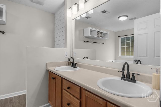 266 River Bend Drive, Midway, GA 31320