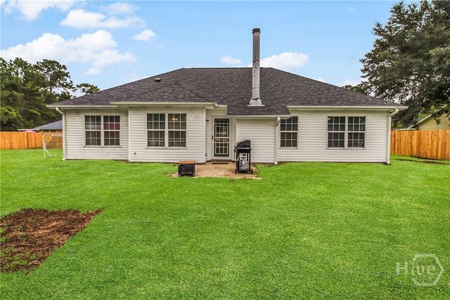 266 River Bend Drive, Midway, GA 31320