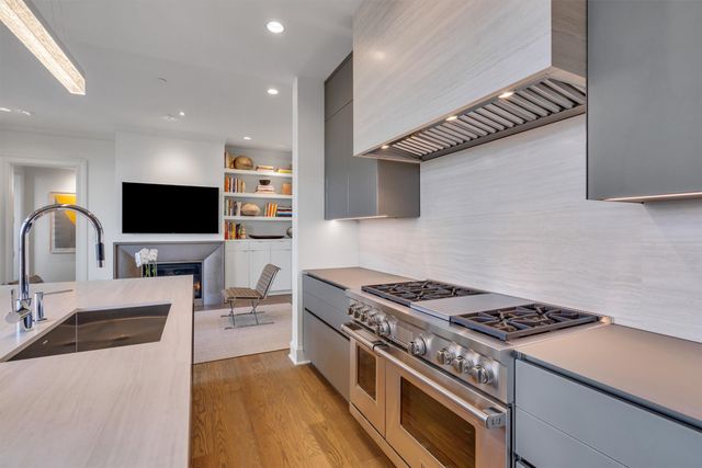 2525 N Pearl Street 1801, Dallas, TX 75201