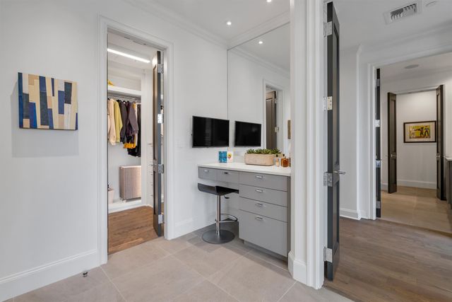 2525 N Pearl Street 1801, Dallas, TX 75201