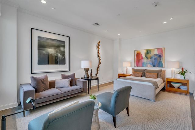 2525 N Pearl Street 1801, Dallas, TX 75201