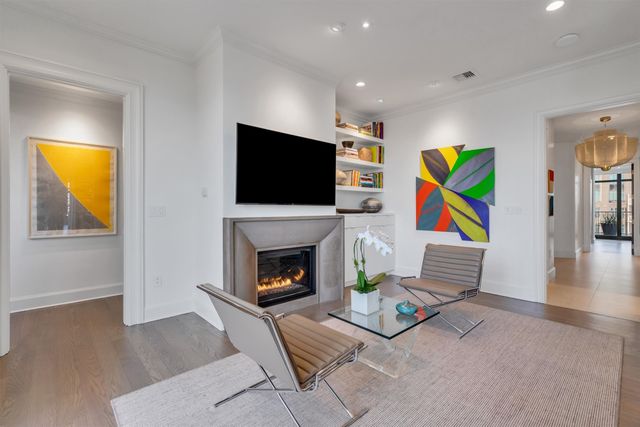 2525 N Pearl Street 1801, Dallas, TX 75201