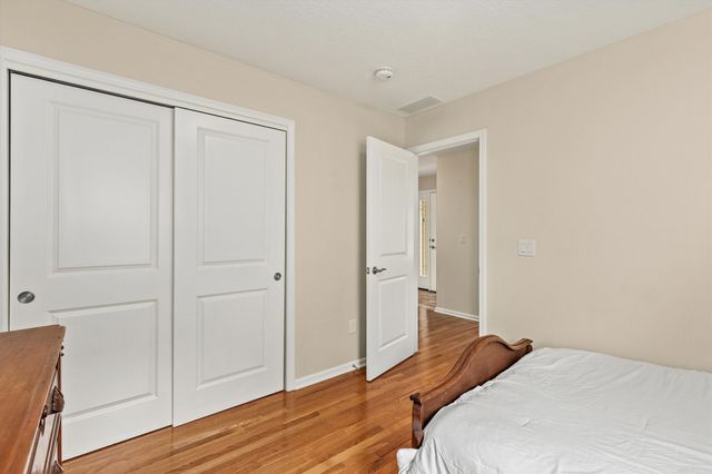 4715 NE Briarwood Drive, Ankeny, IA 50021