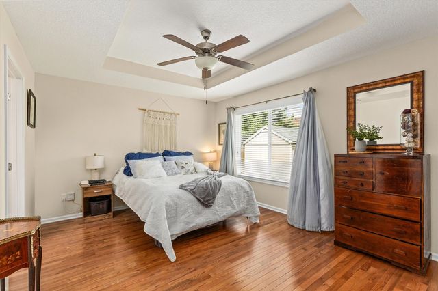 4715 NE Briarwood Drive, Ankeny, IA 50021