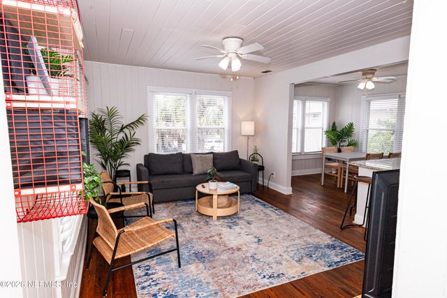 215-217 N 12TH Avenue, Jacksonville Beach, FL 32250
