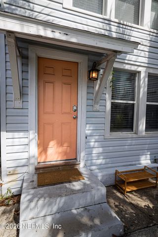 215-217 N 12TH Avenue, Jacksonville Beach, FL 32250