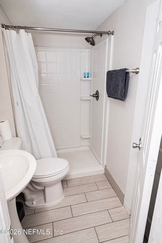 215-217 N 12TH Avenue, Jacksonville Beach, FL 32250