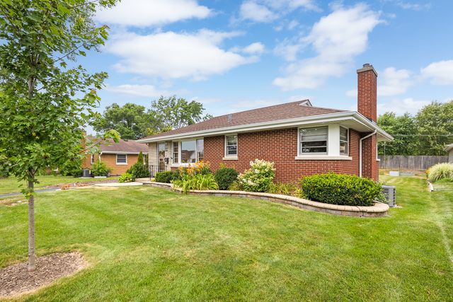 22 6th Street, Downers Grove, IL 60515