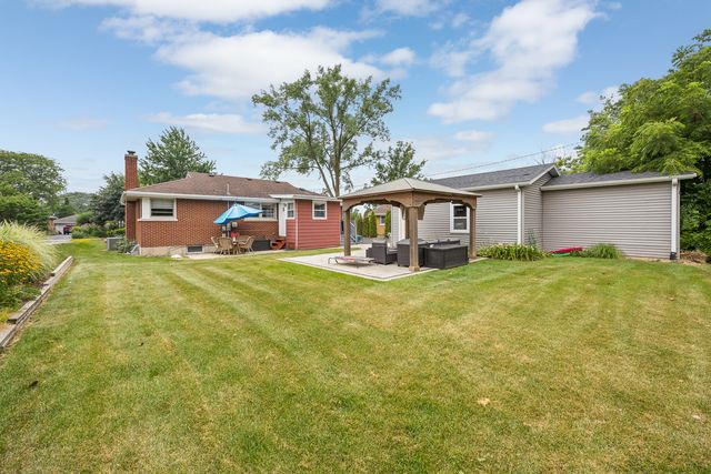 22 6th Street, Downers Grove, IL 60515