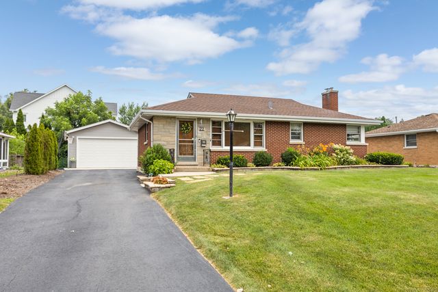 22 6th Street, Downers Grove, IL 60515