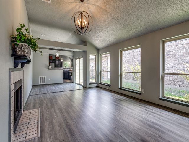 546 Oxbow Street, Mesquite, TX 75149