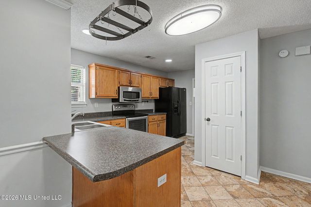 6795 Goodman Road, Walls, MS 38680