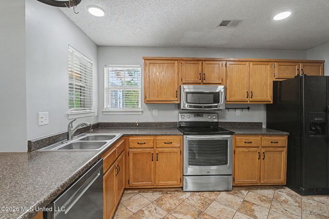 6795 Goodman Road, Walls, MS 38680