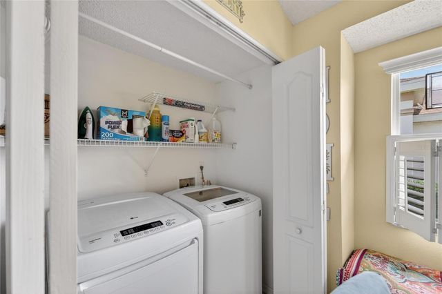 2312 BROOKFIELD GREENS CIRCLE 61, Sun City Center, FL 33573