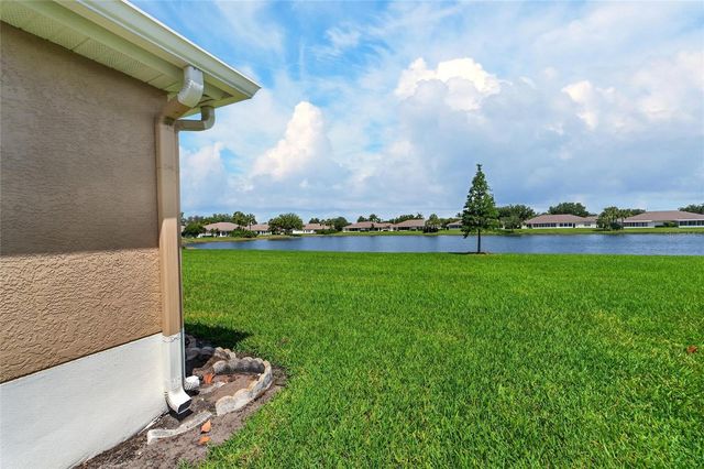 2312 BROOKFIELD GREENS CIRCLE 61, Sun City Center, FL 33573