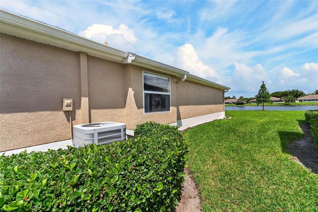 2312 BROOKFIELD GREENS CIRCLE 61, Sun City Center, FL 33573
