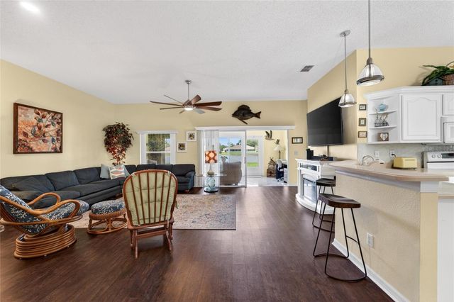 2312 BROOKFIELD GREENS CIRCLE 61, Sun City Center, FL 33573