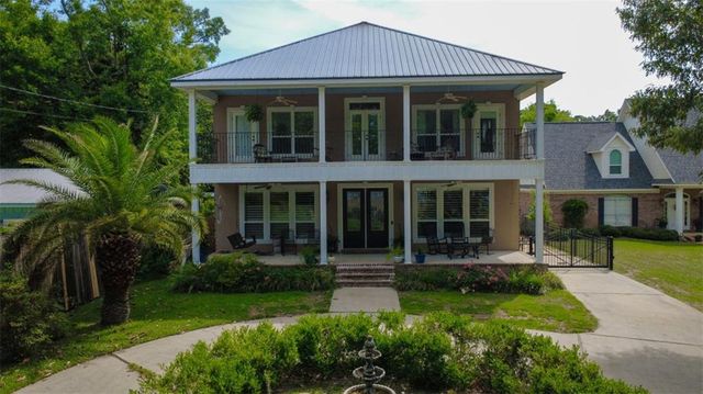 3969 Scenic Drive, Mobile, AL 36605