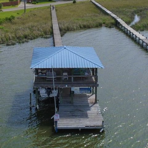 3969 Scenic Drive, Mobile, AL 36605